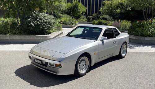 Titelbild Porsche 944 (1982)